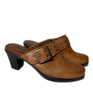 Clarks Bendables Leather Mules Clogs size 6 Buckle Heel Cottagecore boho tan